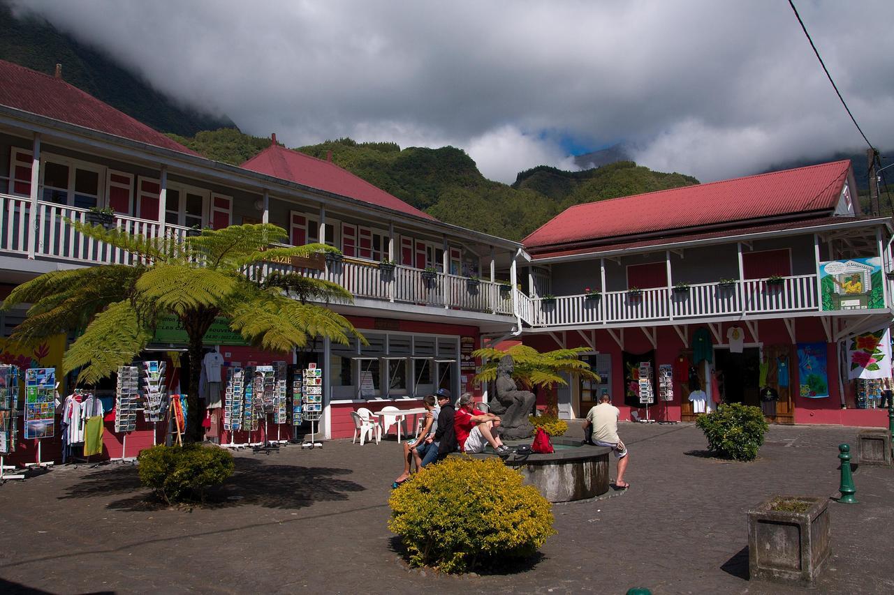 Gite Du Piton D Anchaingエルブール エクステリア 写真
